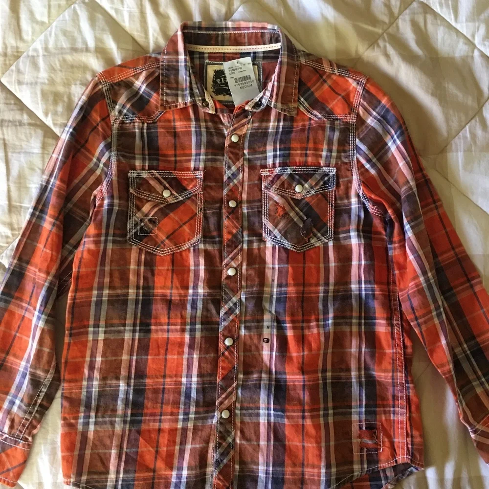 Buckle Boys Distressed Western Style Shirt size M